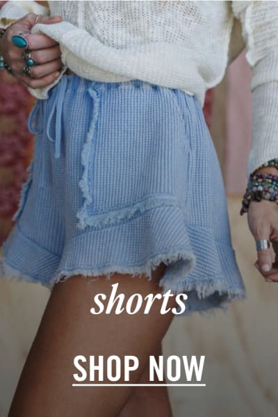 logo-/collections/shorts