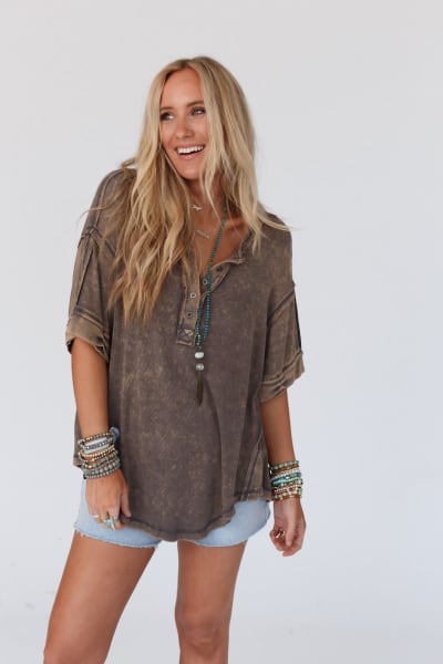 Time Flies Round Hem Top in Gray from Three Bird Nest