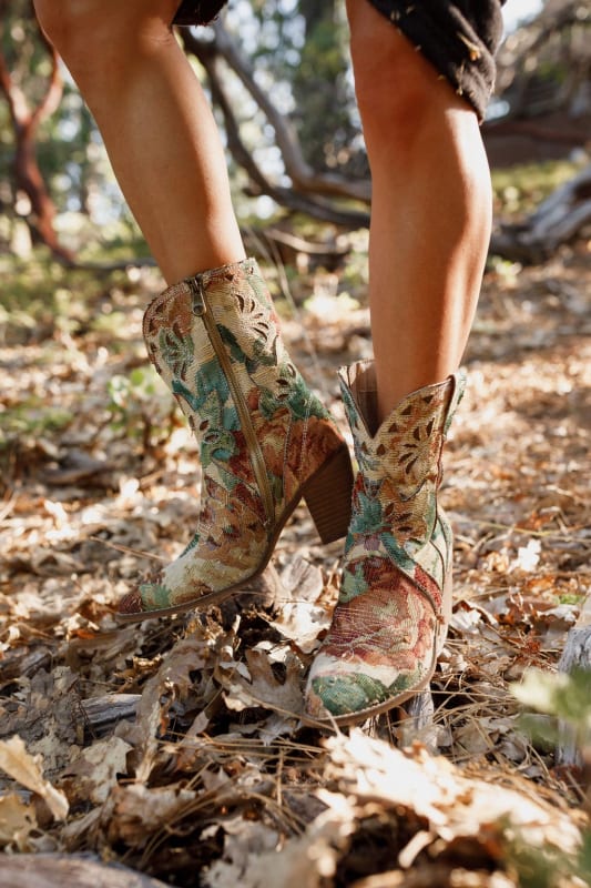 Canyon Rose Boots in Multi from 3BN