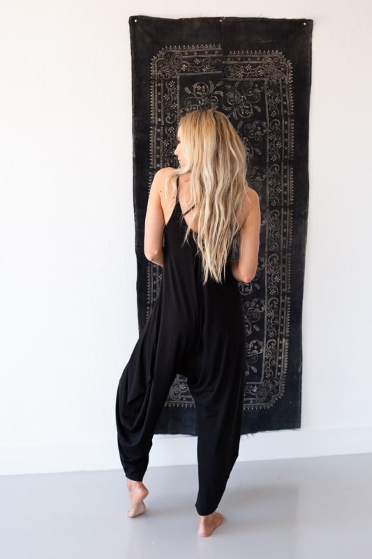 3BN The Perfect Harem Jumpsuit - Black | CORE - Three Bird Nest
